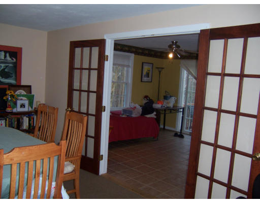 314 Torrey Road Southbridge, MA 01550 - Photo 5 of 6