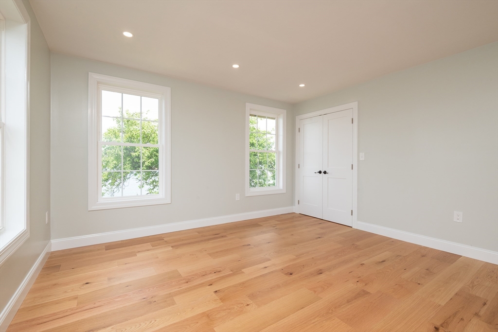 89 R Upland Road Winthrop, MA 02152 - Photo 11 of 33