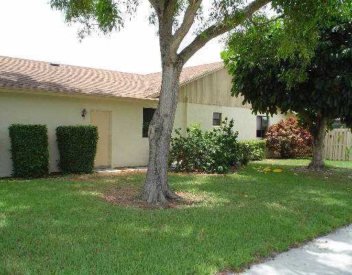 17688 Foxwood Way Boca Raton, FL 33487 - Photo 10 of 14 Additional Photo