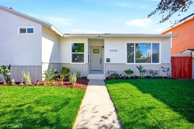 $868,000 | 13040 Wentworth Street, Arleta, CA 91331