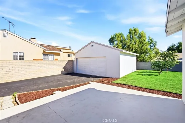 $868,000 | 13040 Wentworth Street, Arleta, CA 91331