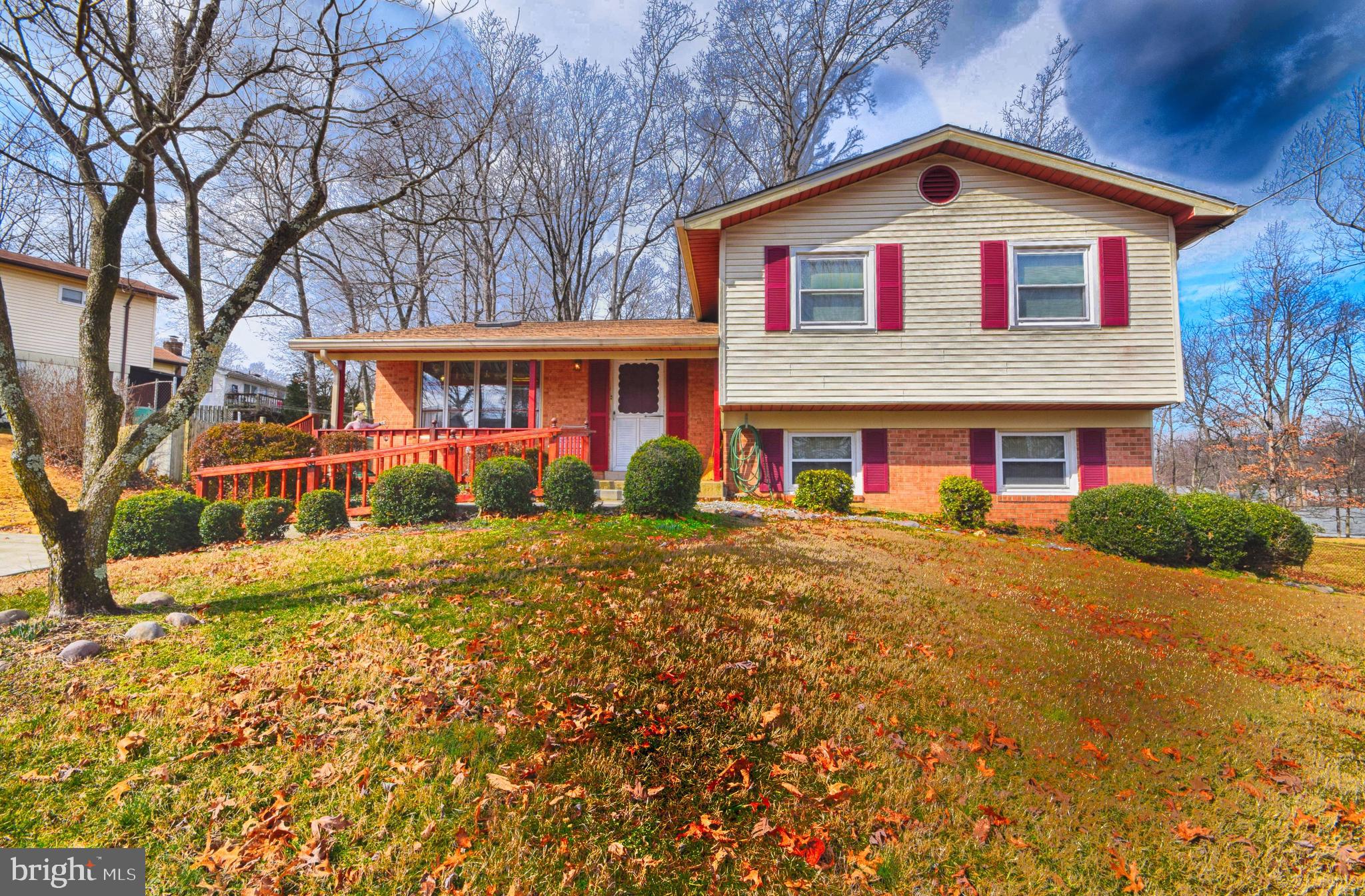 7004 Redmiles Road Laurel, MD 20707 - Photo 2 of 35 Beautifully maintained 5 bedroom home in W Laurel