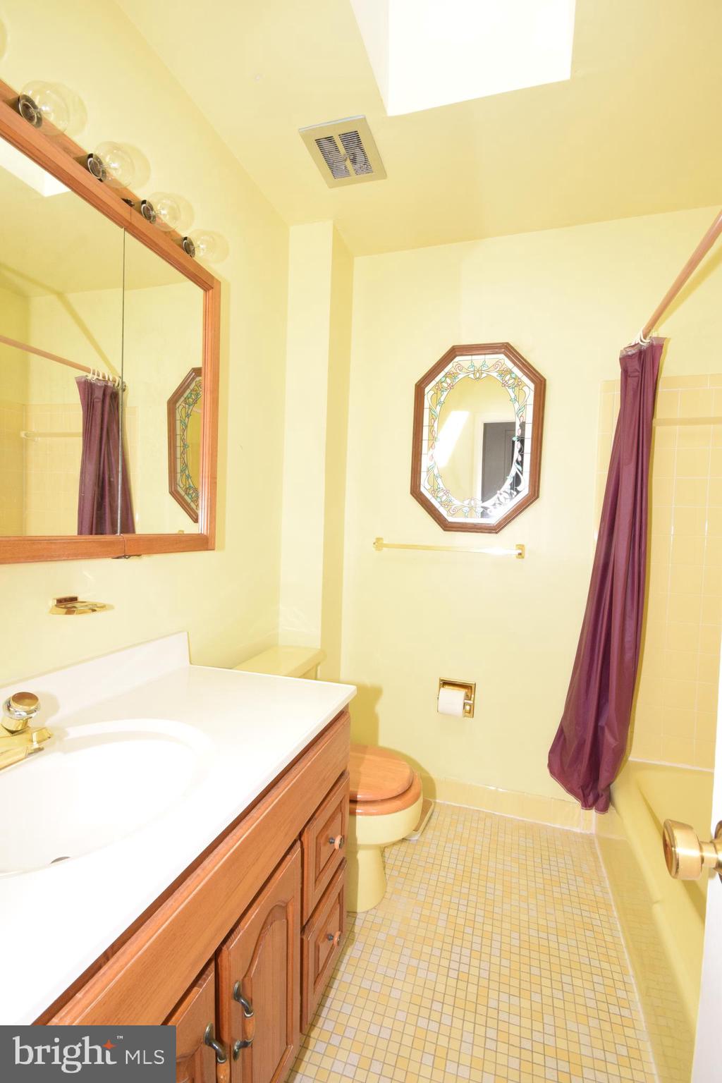 7004 Redmiles Road Laurel, MD 20707 - Photo 25 of 35 Second full bath