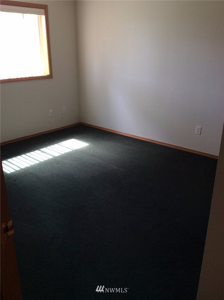 2443 Little Hanaford Road Centralia, WA 98531 - Photo 15 of 21 Gallery Image 15