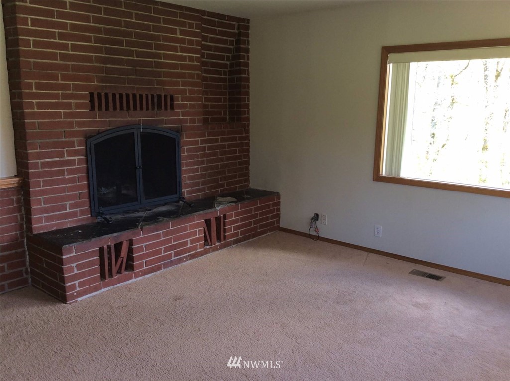2443 Little Hanaford Road Centralia, WA 98531 - Photo 6 of 21 Gallery Image 6