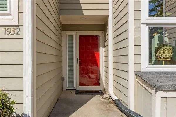 $325,000 | 1932 Variations Drive Northeast, Atlanta, GA 30329