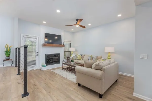 $325,000 | 1932 Variations Drive Northeast, Atlanta, GA 30329