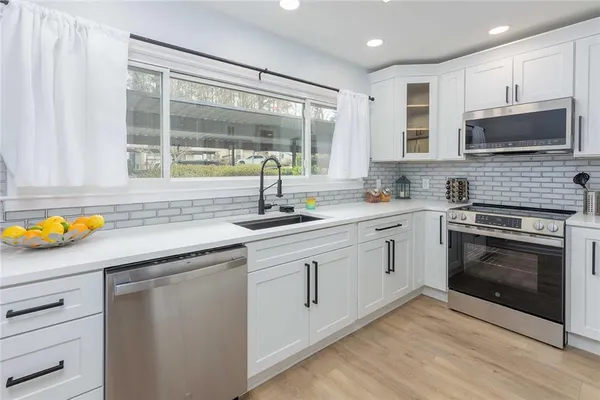 $325,000 | 1932 Variations Drive Northeast, Atlanta, GA 30329