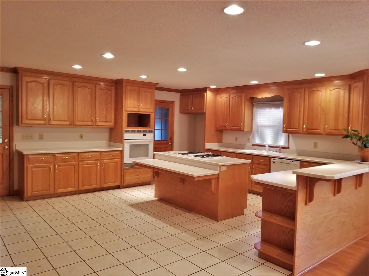 1927 Gibbs Shoals Road Greer, SC 29650 - Photo 12 of 36 Gallery Image 12