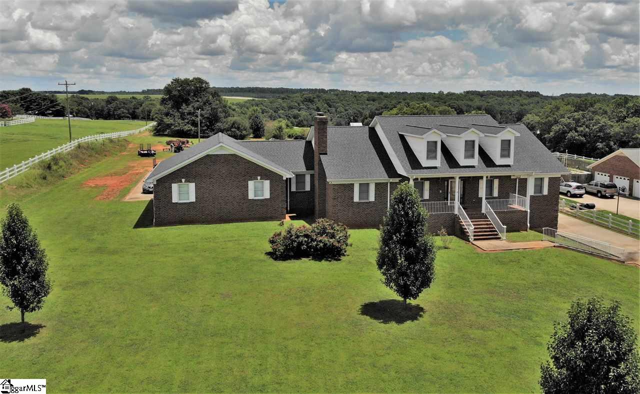 1927 Gibbs Shoals Road Greer, SC 29650 - Photo 9 of 36 Gallery Image 9