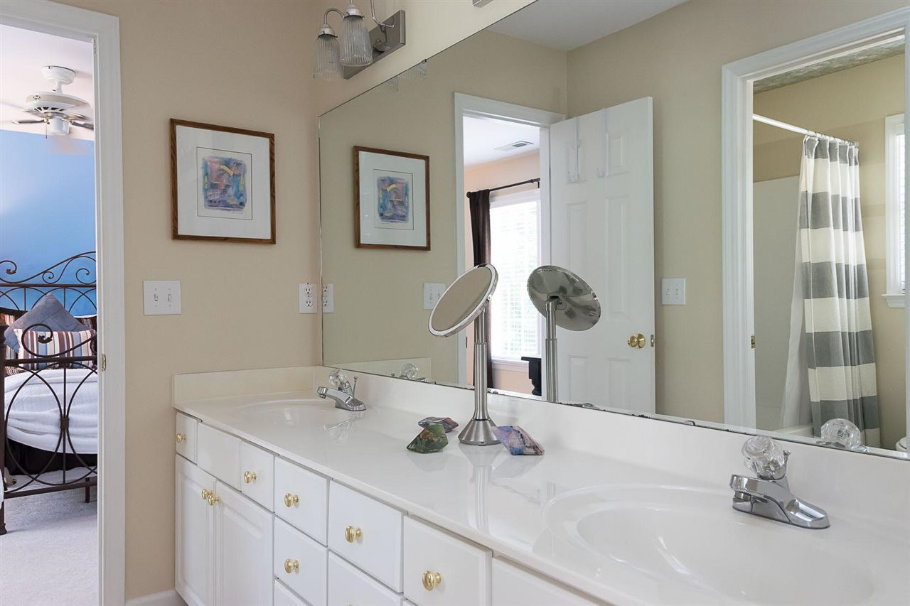 1517 High Holly Lane Raleigh, NC 27614 - Photo 18 of 25 Guest Bathroom