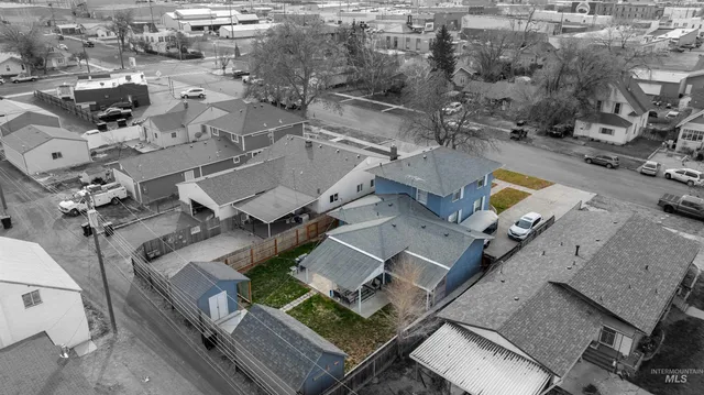 $310,000 | 124 8th Avenue North, Buhl, ID 83316