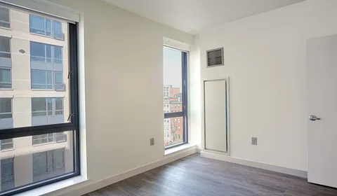 $6,655 | 1 Canal Street, Unit 802, Boston, MA 02114