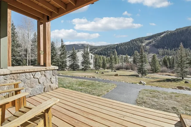 a view of a terrace with a outdoor space