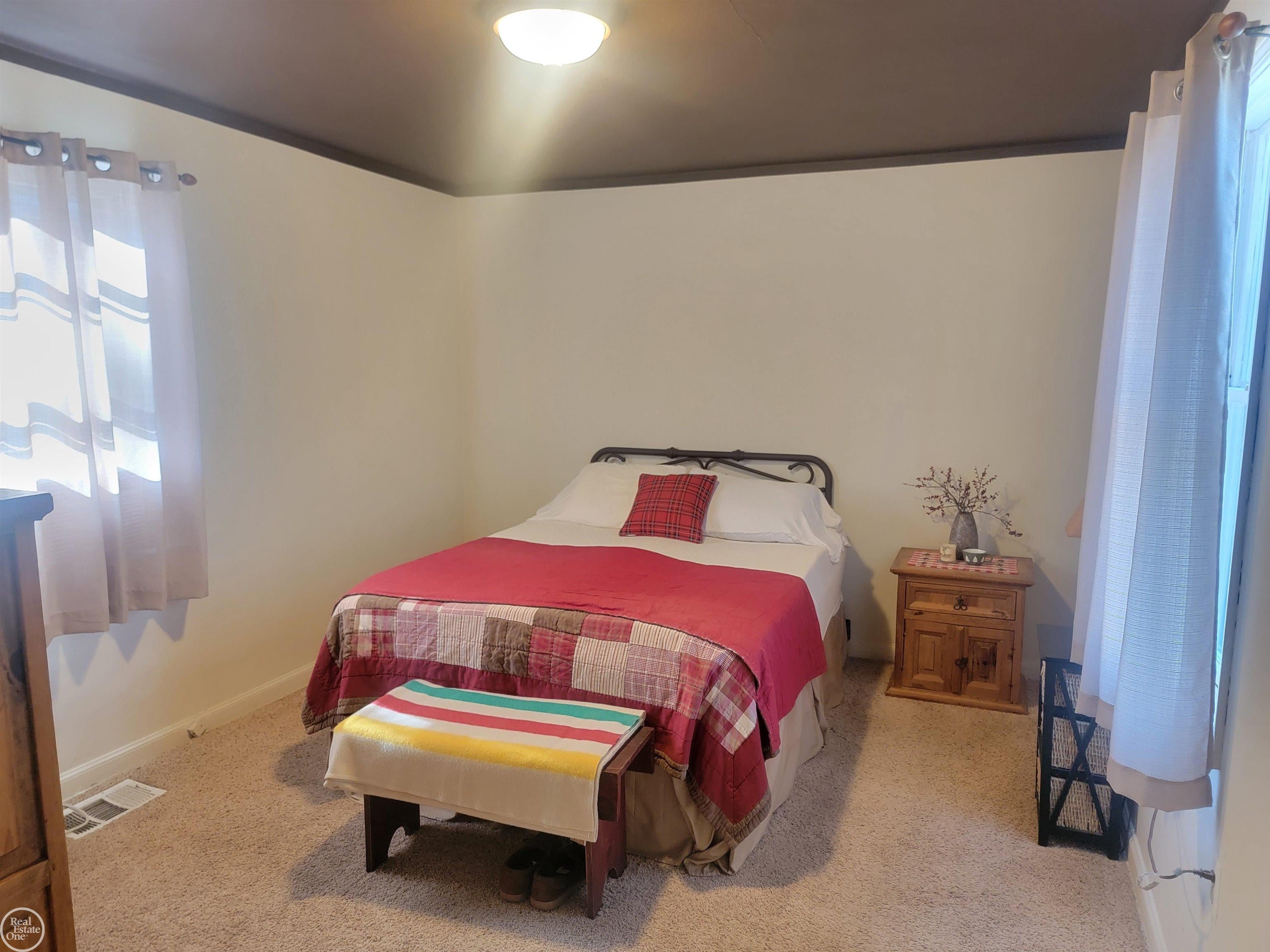 20824 Ridgemont Road Harper Woods, MI 48225 - Photo 15 of 20 Gallery Image 15