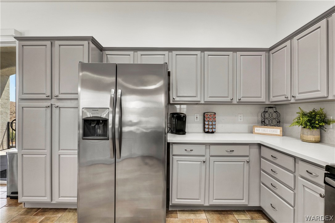 2013 Pegasus Ranch Road Bullhead City, AZ 86429 - Photo 22 of 63 Kitchen