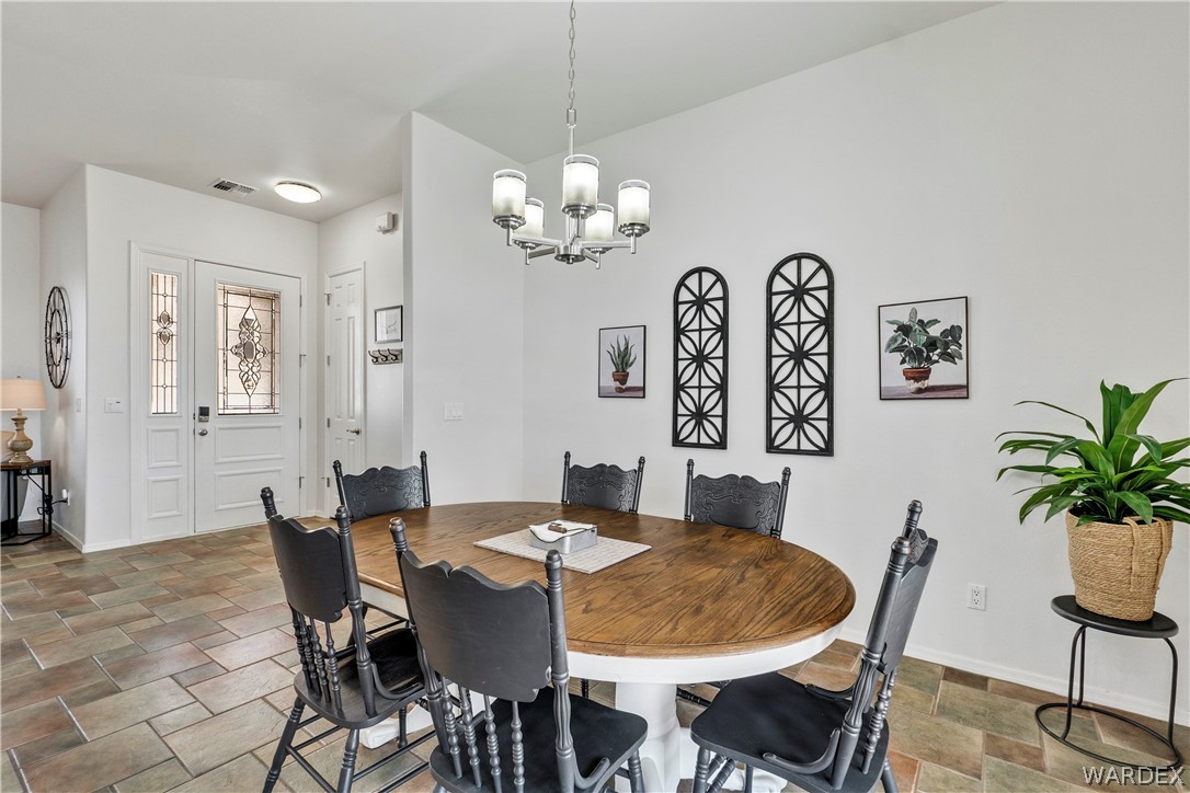2013 Pegasus Ranch Road Bullhead City, AZ 86429 - Photo 26 of 63 Dining Area