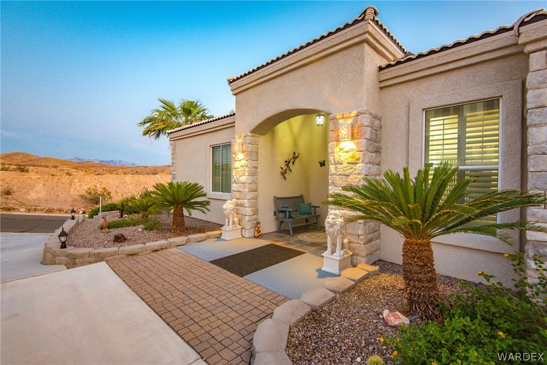 2013 Pegasus Ranch Road Bullhead City, AZ 86429 - Photo 3 of 63 Front of Structure