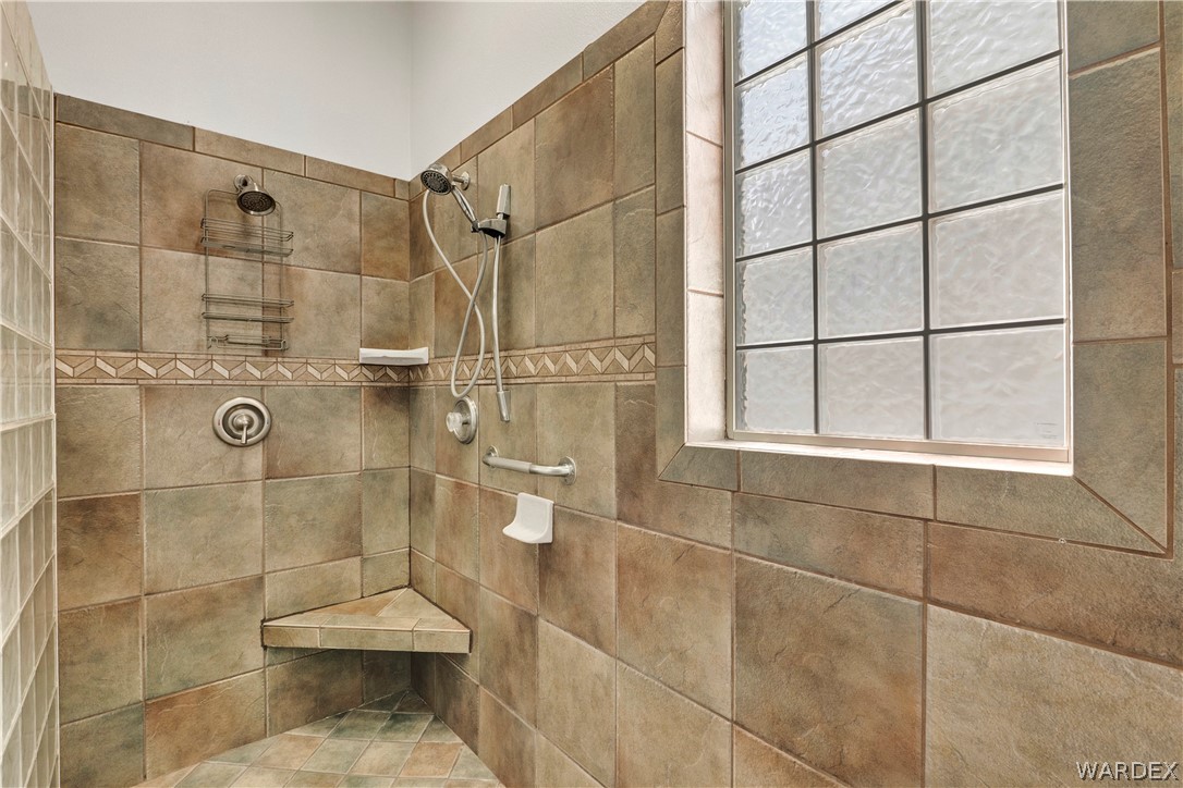 2013 Pegasus Ranch Road Bullhead City, AZ 86429 - Photo 42 of 63 Bathroom