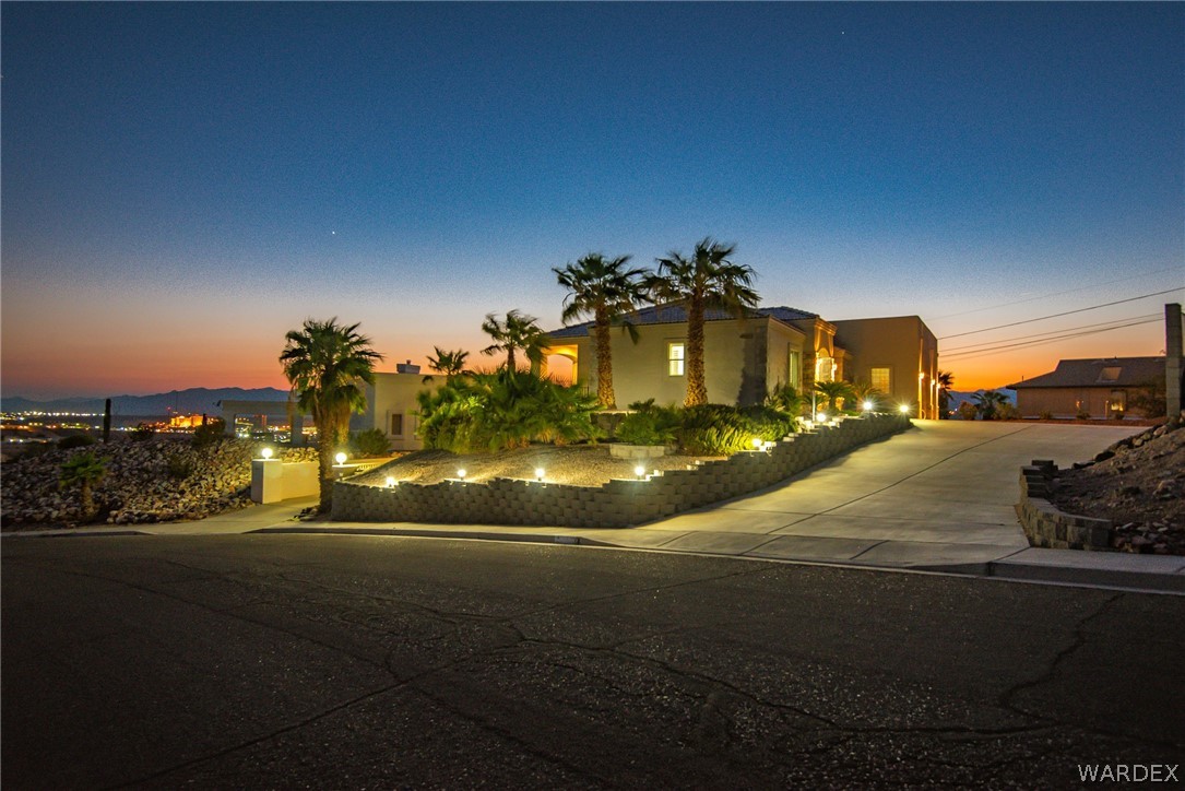 2013 Pegasus Ranch Road Bullhead City, AZ 86429 - Photo 9 of 63 Front of Structure