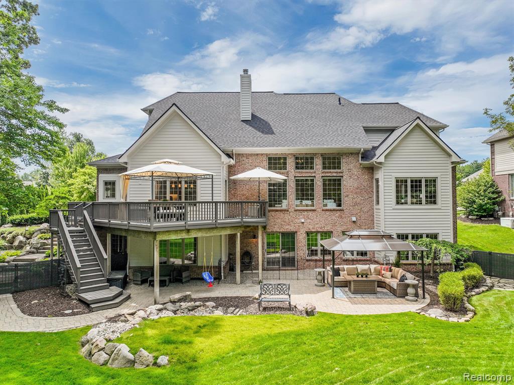 6956 Oakhurst Ridge Road Clarkston, MI 48348 - Photo 4 of 47