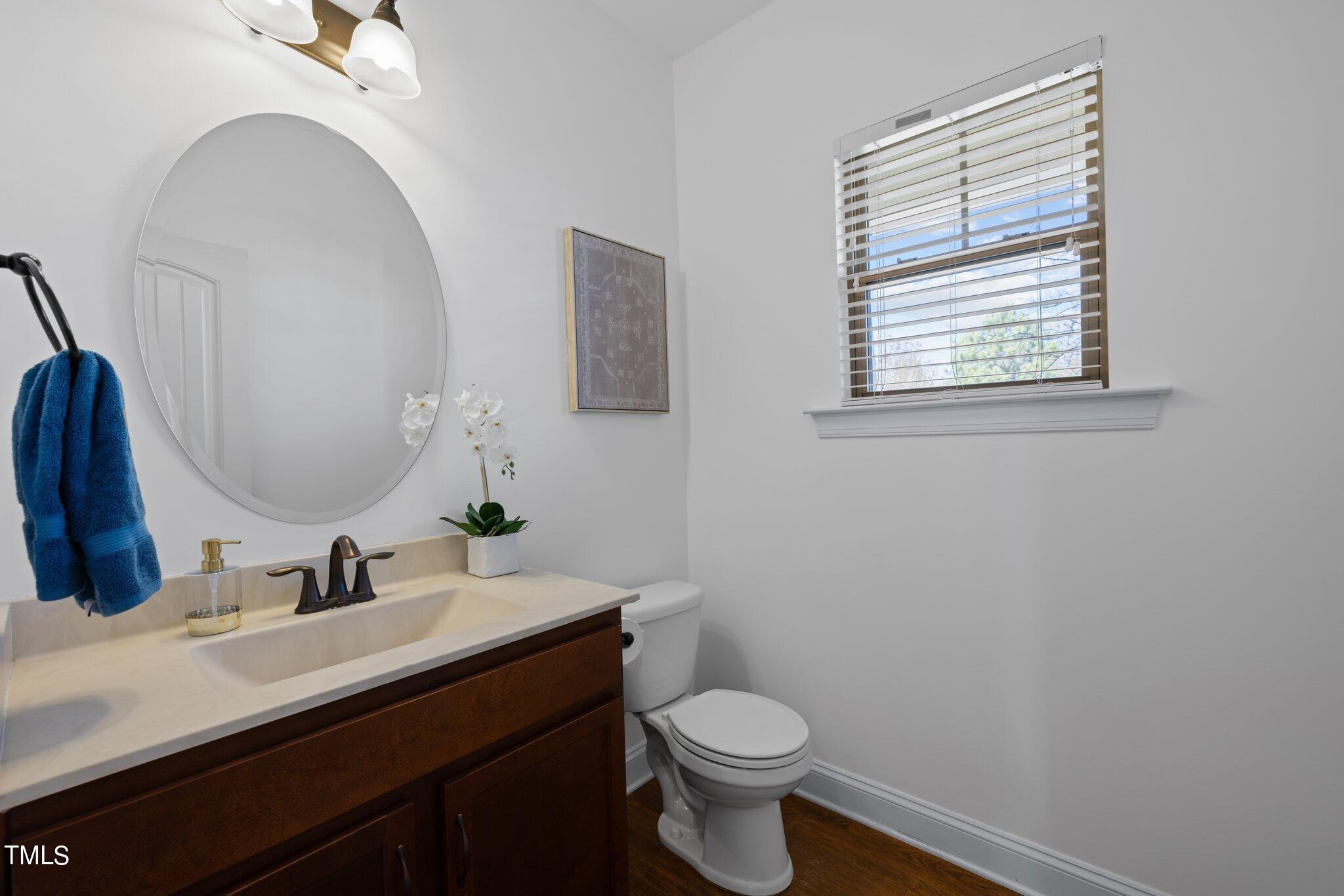 138 Token House Road Durham, NC 27703 - Photo 5 of 39 40-web-or-mls-5Z8A8523