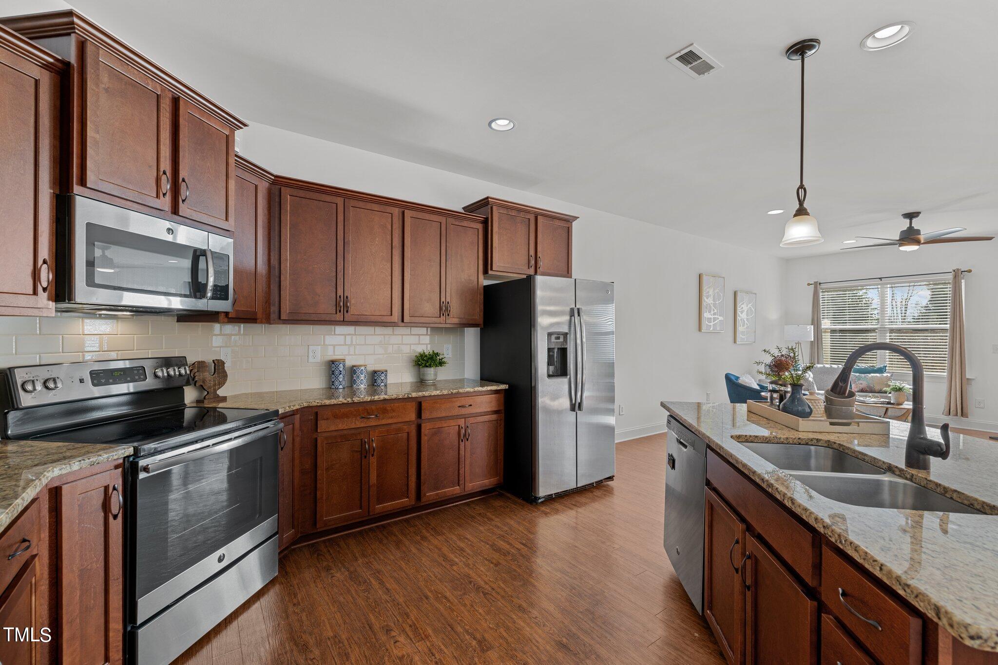 138 Token House Road Durham, NC 27703 - Photo 6 of 39 25-web-or-mls-5Z8A8477