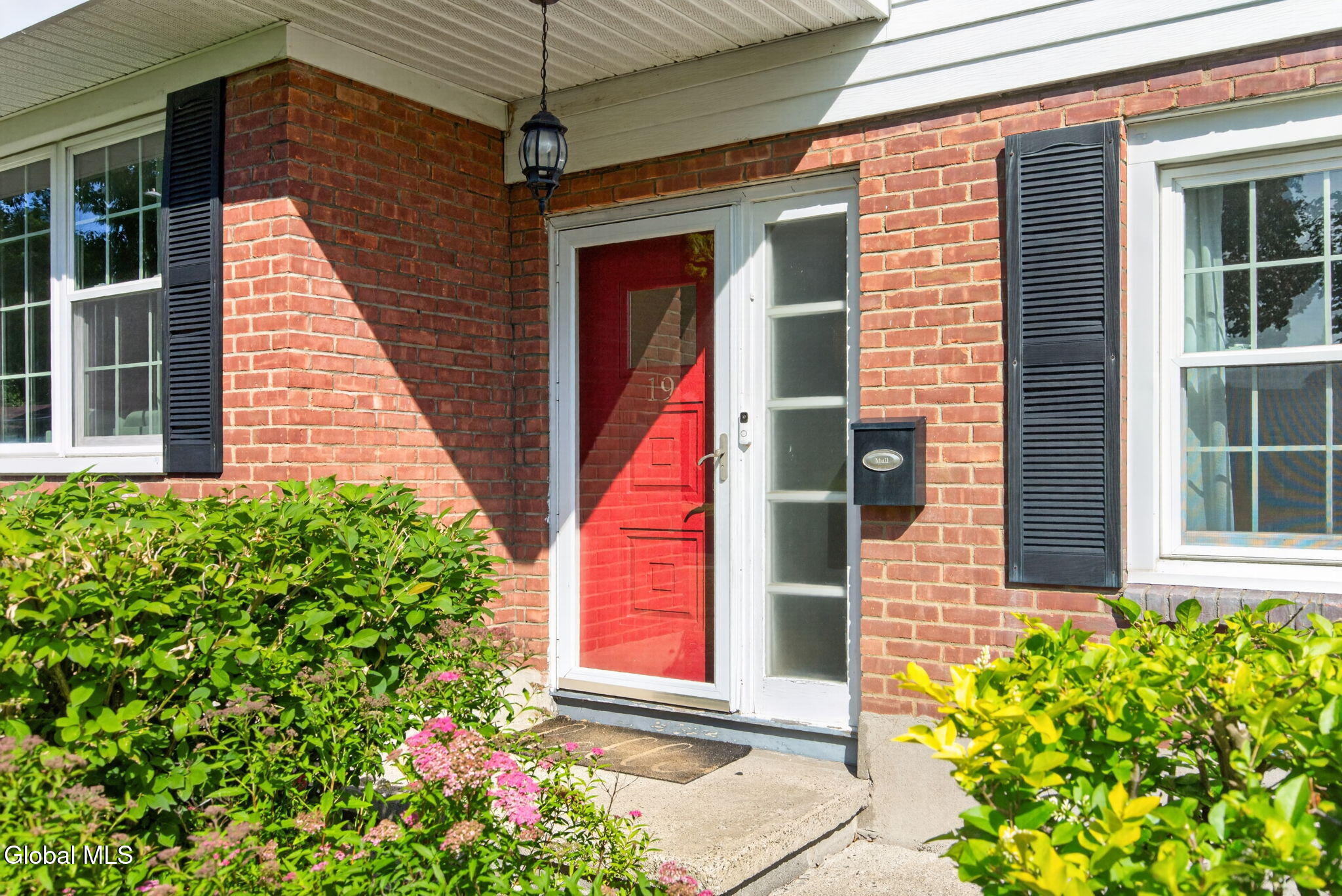 19 Gingerbread Lane Albany, NY 12208 - Photo 2 of 47 46-web-or-mls-19-gingerbread-ln