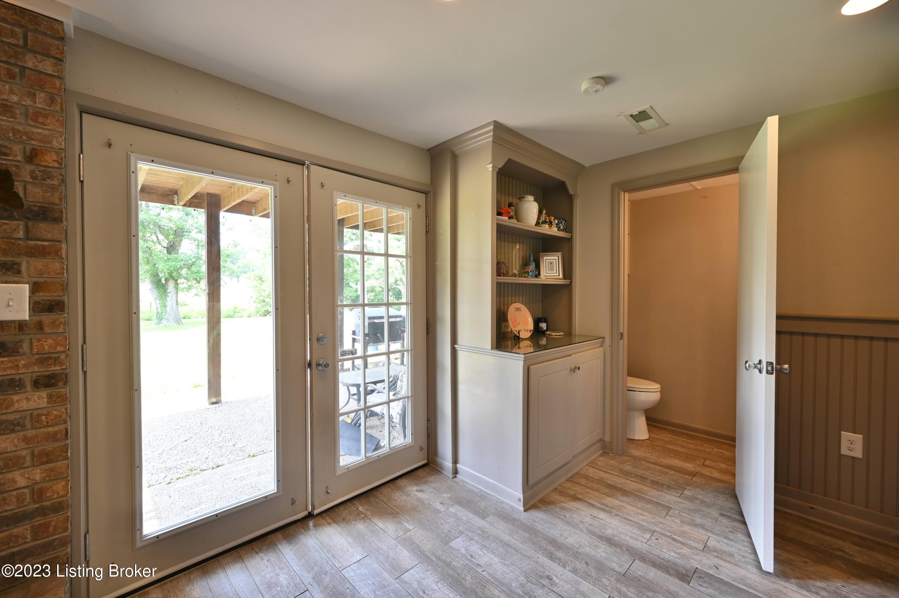7910 Rochelle Road Louisville, KY 40228 - Photo 27 of 34 DSC_8840