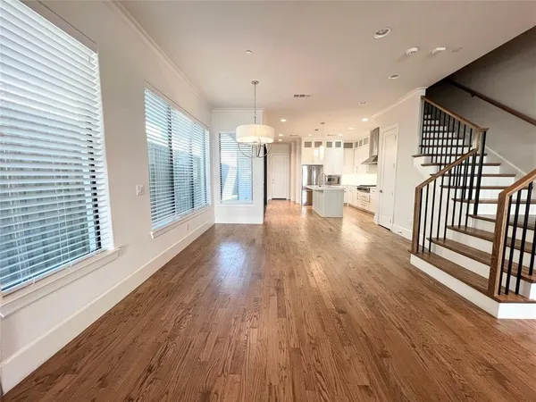 $10,500 | 4325 Glenwick Lane, University Park, TX 75205