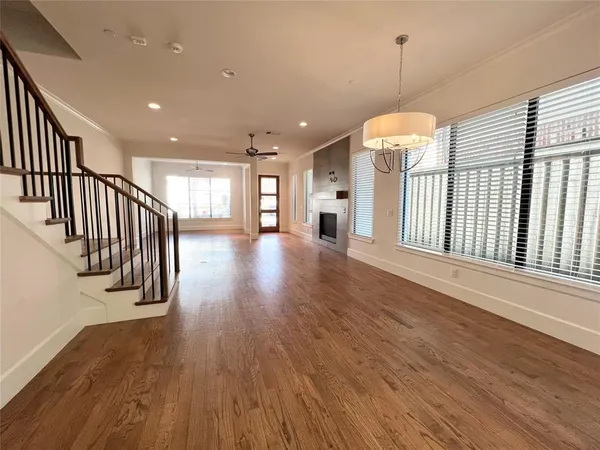 $10,500 | 4325 Glenwick Lane, University Park, TX 75205