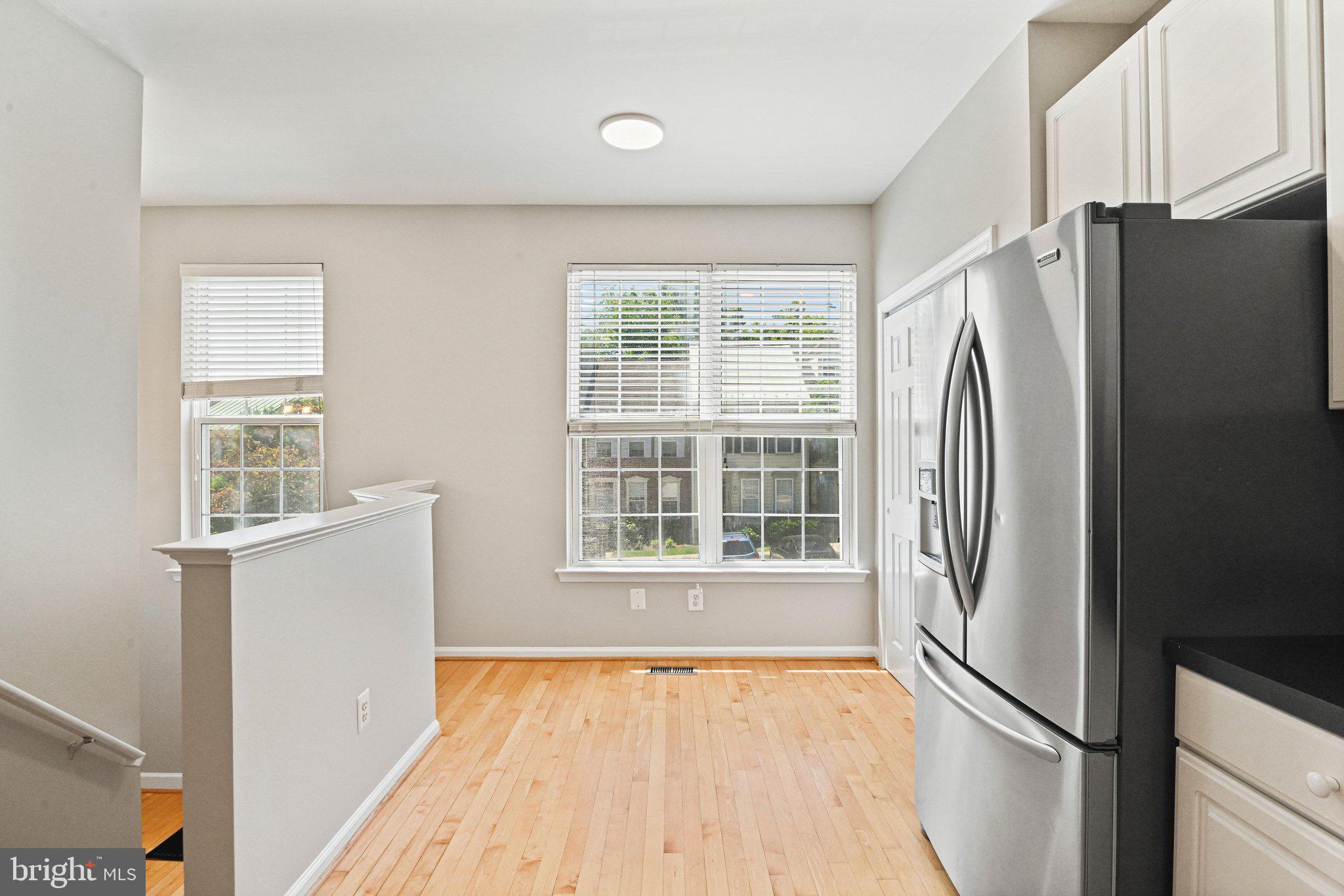 11482 Heritage Commons Way Reston, VA 20194 - Photo 2 of 31 Sun-filled End Unit