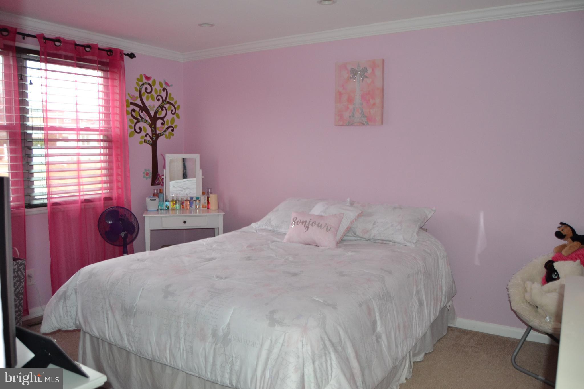 1015 Grovehill Road Baltimore, MD 21227 - Photo 14 of 21 Bedroom