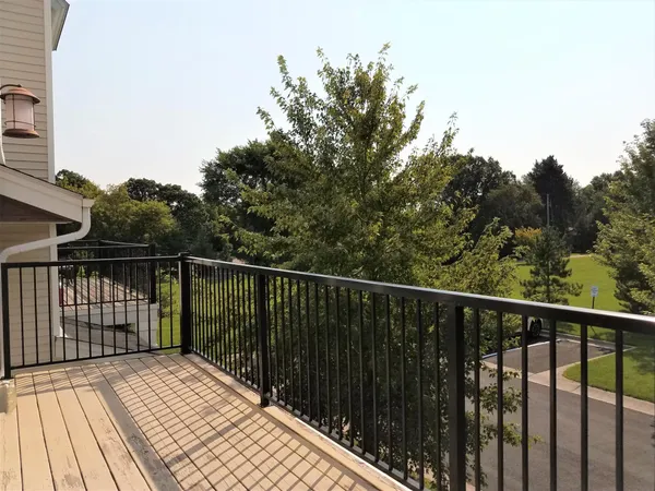 $2,100 | 11810 Emery Village Drive North, Champlin, MN 55316