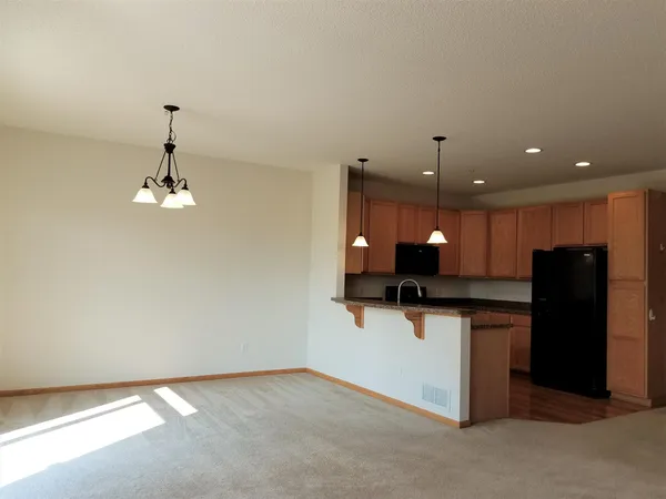 $2,100 | 11810 Emery Village Drive North, Champlin, MN 55316