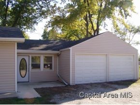 132 Aarup Street Springfield, IL 62703 - Photo 2 of 10