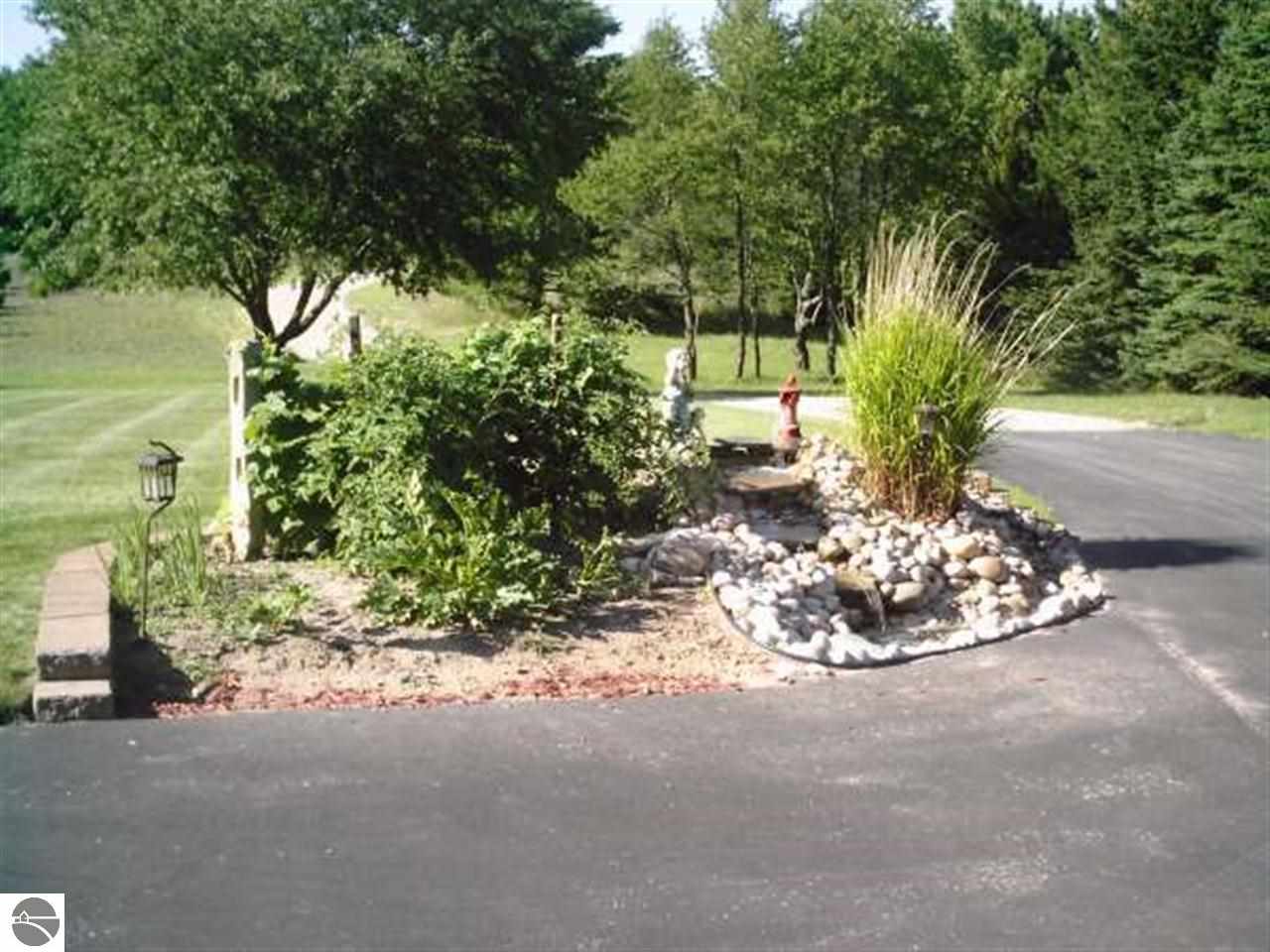 11355 Cedar Run Road Traverse City, MI 49684 - Photo 34 of 39 1781156-33.JPG