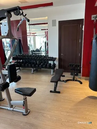 $2,399 | 401 Atlantic Street, Stamford, CT 06901