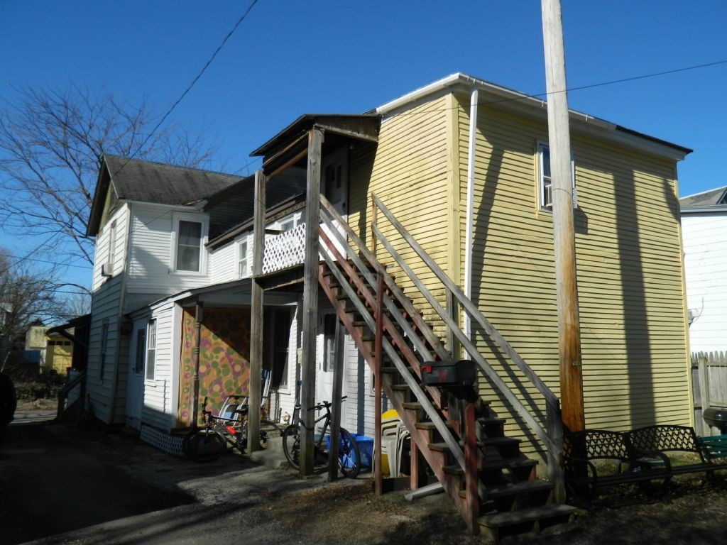 20-22 Decatur Street Burlington, VT 05401 - Photo 11 of 12 Gallery Image 11