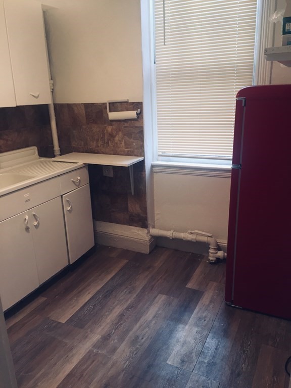 28 Sidlaw Road, Unit 4 Boston, MA 02135 - Photo 13 of 16 Gallery Image 13