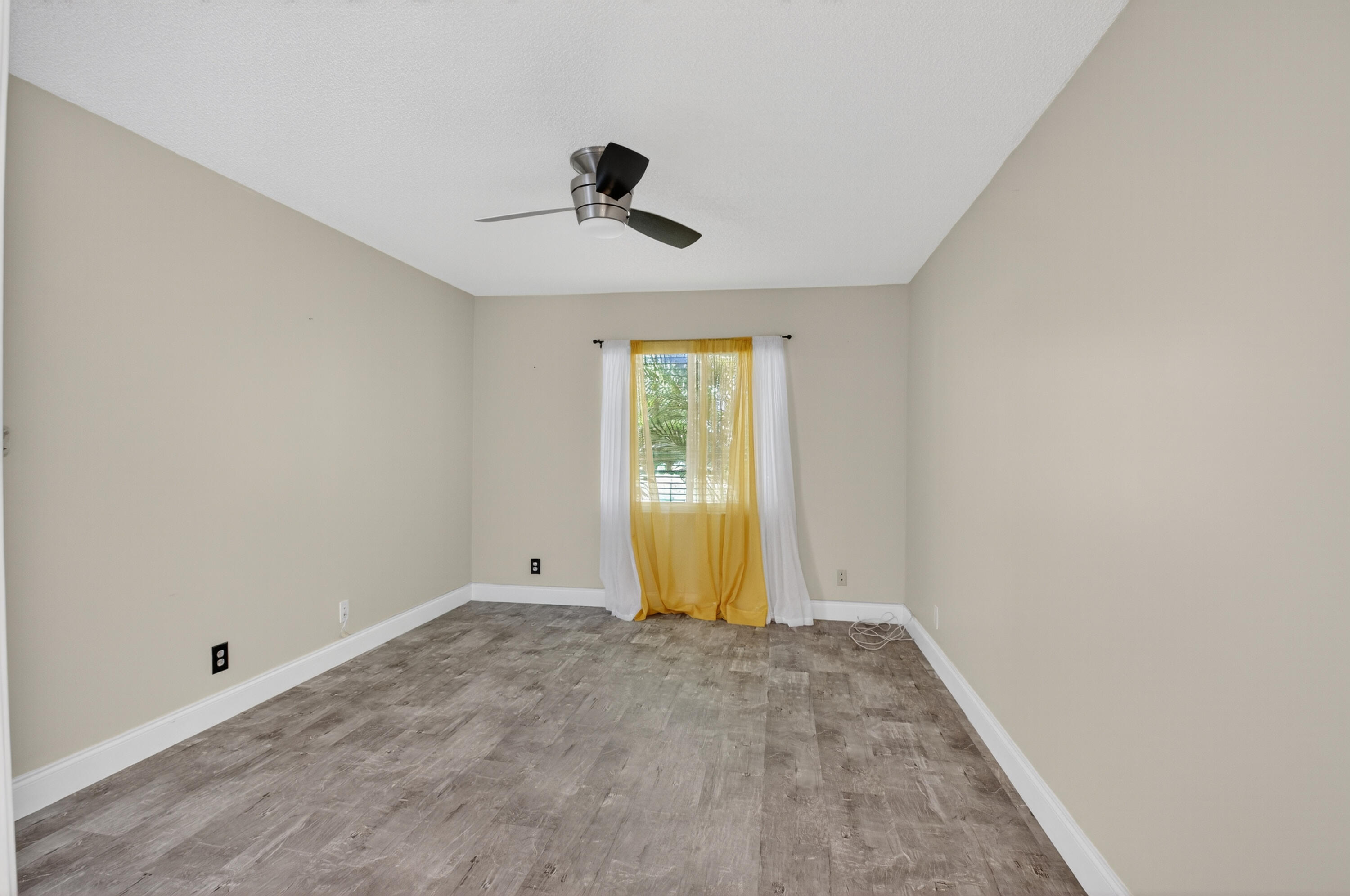 8585 Dreamside Lane Boca Raton, FL 33496 - Photo 20 of 35 020_DSC_2981