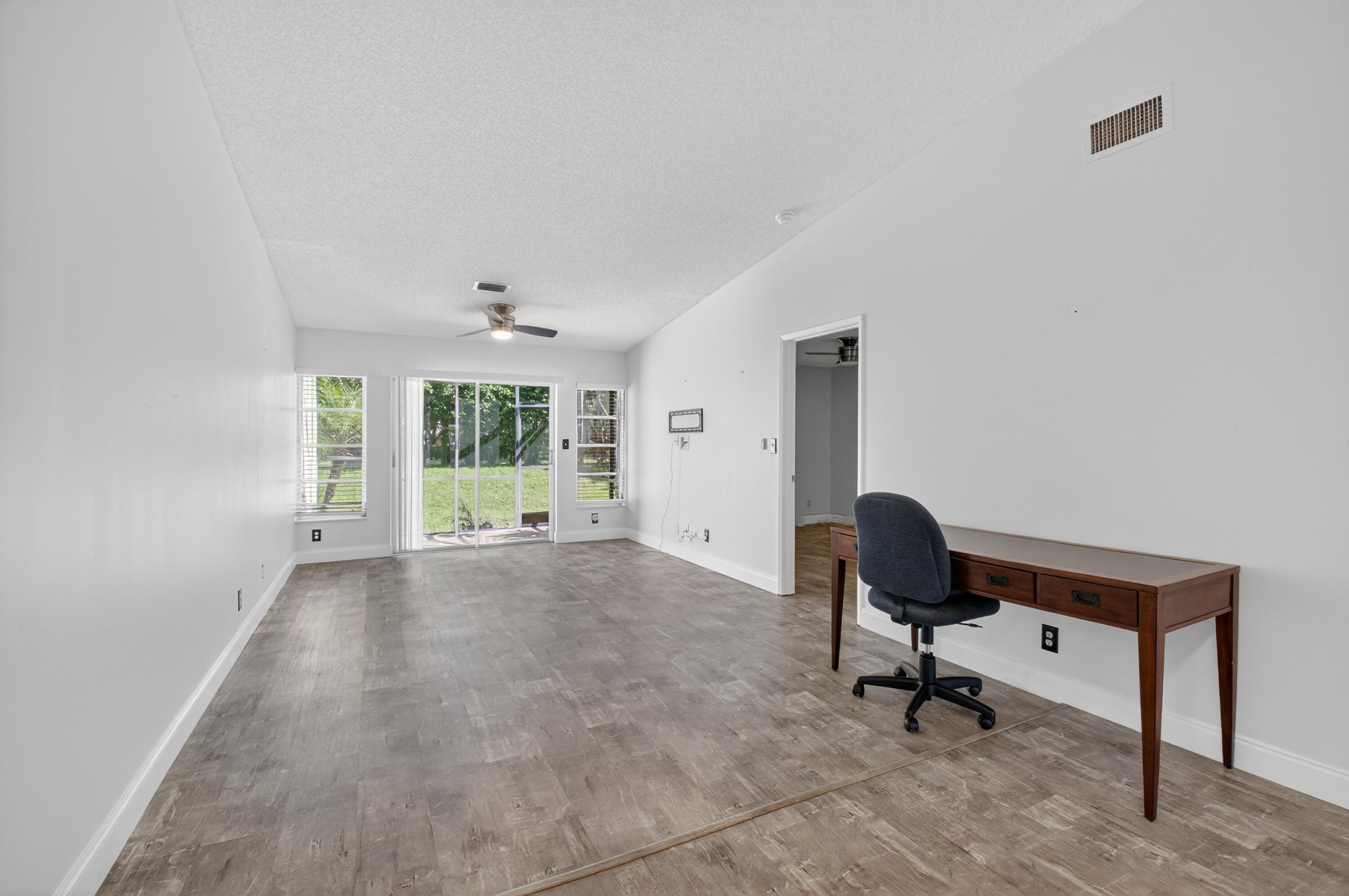 8585 Dreamside Lane Boca Raton, FL 33496 - Photo 8 of 35 008_DSC_2925