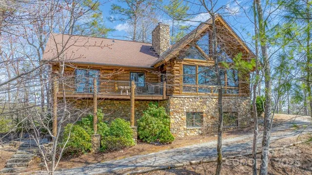$1,750,000 | 2199 Yellow Fork Trail East, Nebo, NC 28761