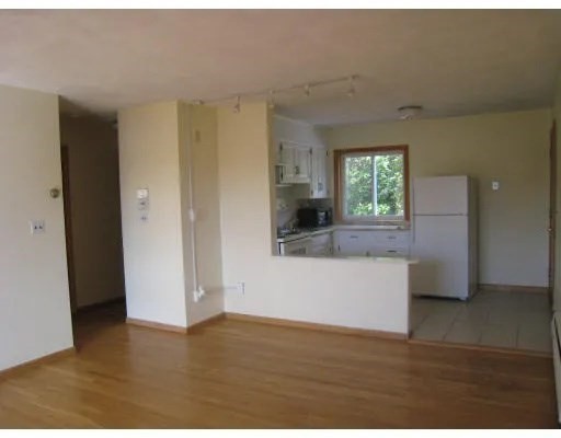 29 Jacqueline Road, Unit E Waltham, MA 02452 - Photo 4 of 7