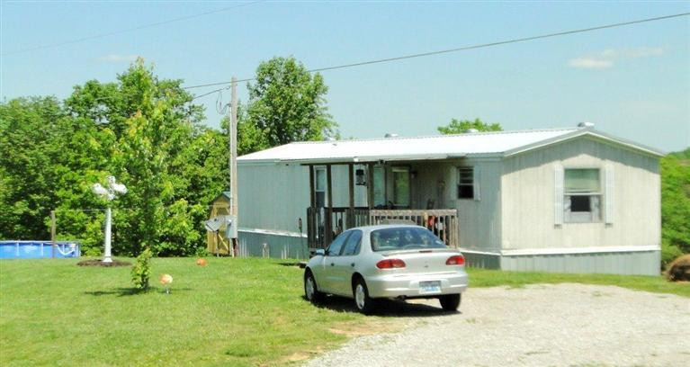 4027 Pine Top Road London, KY 40741 - Photo 1 of 2 Photo 1