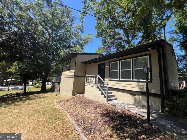 $2,200 | 1947 Kenwood Place Southeast, Smyrna, GA 30082