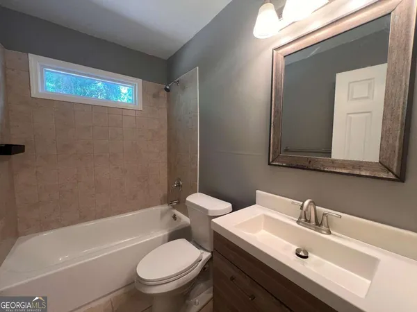 $2,200 | 1947 Kenwood Place Southeast, Smyrna, GA 30082