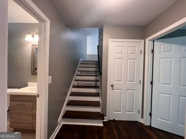 $2,200 | 1947 Kenwood Place Southeast, Smyrna, GA 30082