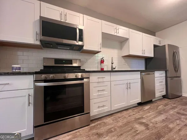 $2,200 | 1947 Kenwood Place Southeast, Smyrna, GA 30082