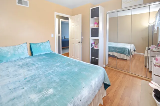 $240,000 | 1332 Alpine Court, Unit 1332, Wheeling, IL 60090